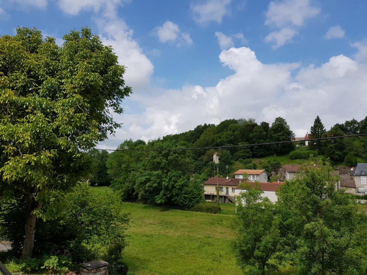 Le Pre Pigeon 86250 Charroux Vienne Bed & Breakfast Dış mekan fotoğraf